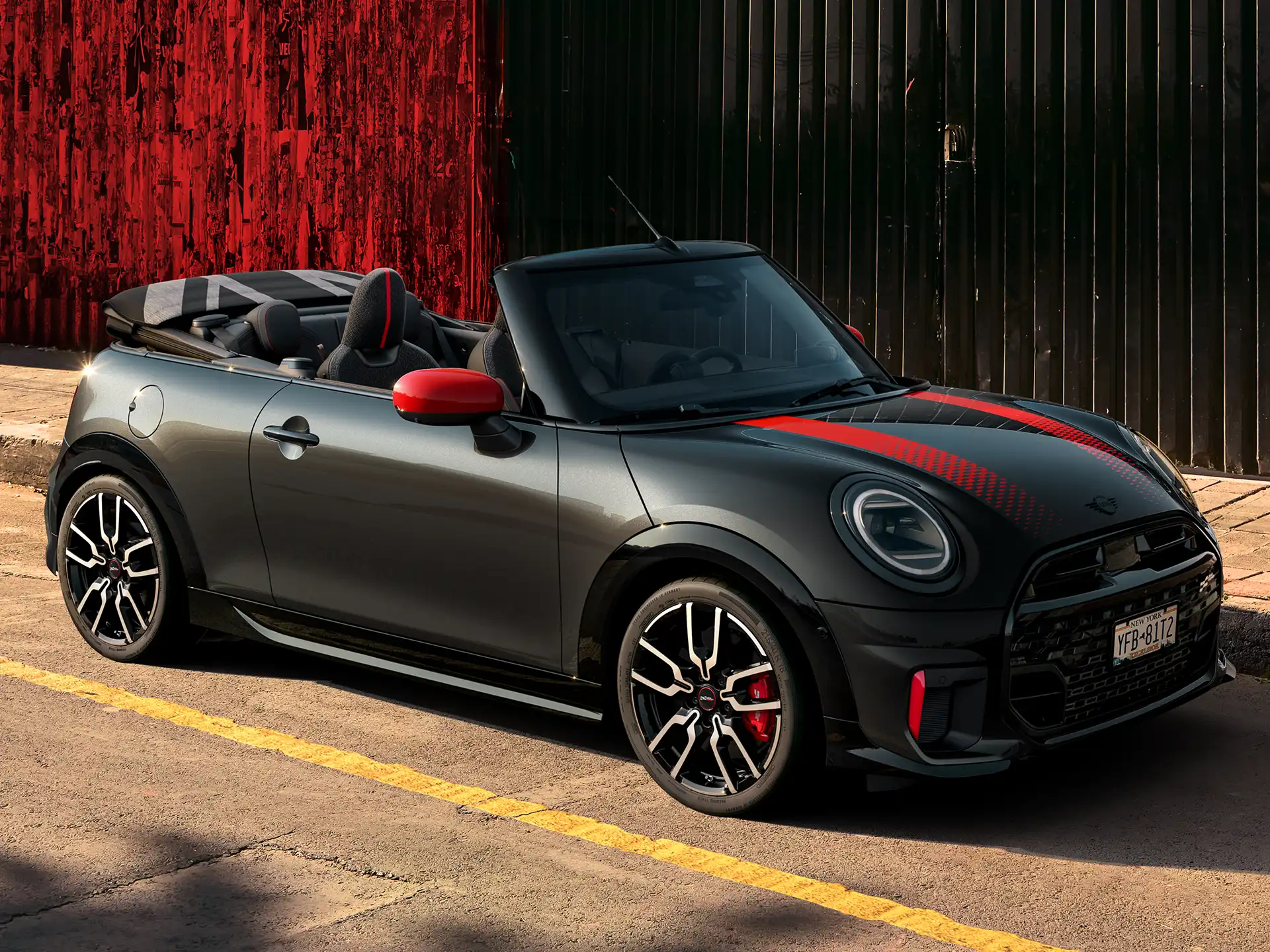 MINI John Cooper Works Cabrio - Yan Görünüm