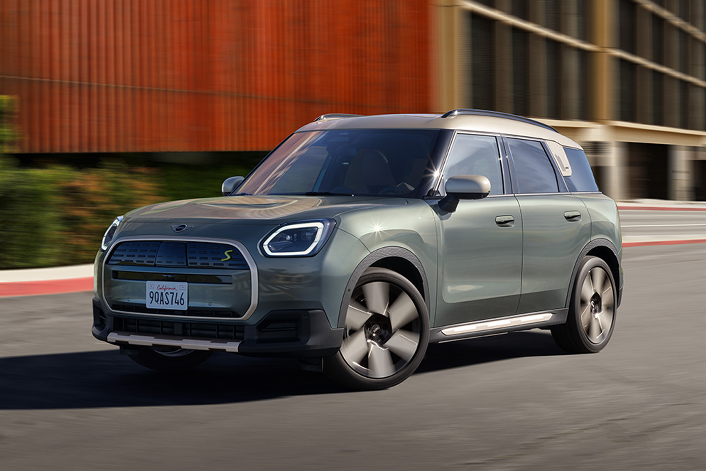 Tamamen Elektrikli MINI Countryman – Sürüş Deneyimi