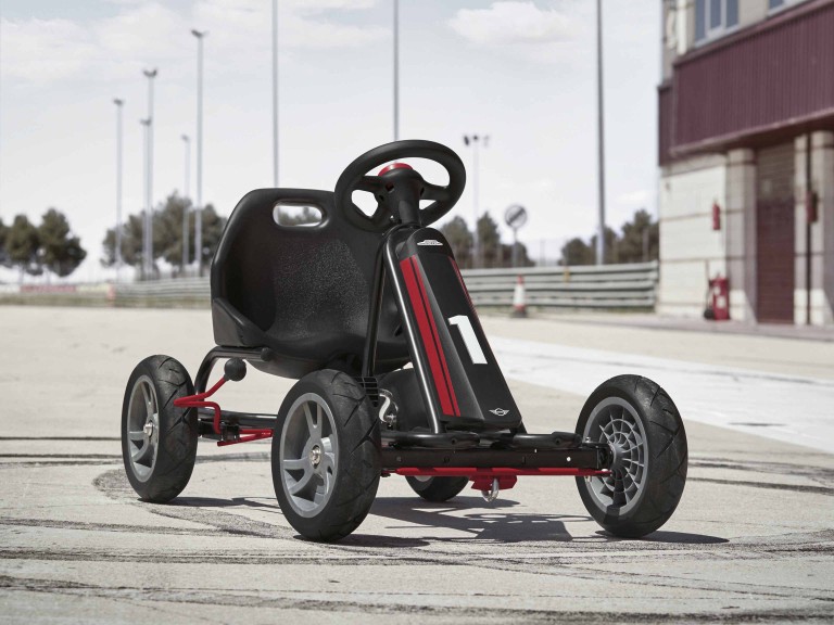 MINI John Cooper Works – go-kart – kırmızı ve siyah