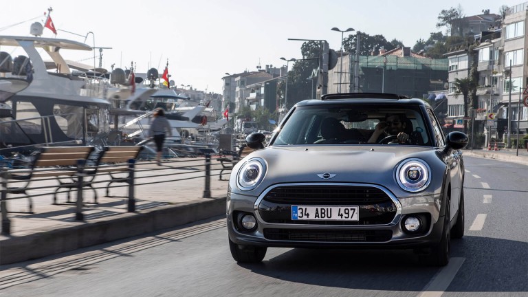 MINI Bana İlk Kez Otomobil Kullandığımı Hissettirdi: MINI | #BizMINIyiz | MINI Türkiye