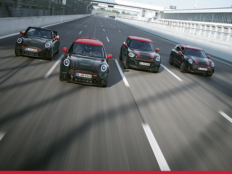 MINI JOHN COOPER WORKS.