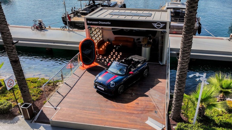 Yeni MINI John Cooper Works Cabrio Yalıkavak Sergileme | MINI Türkiye
