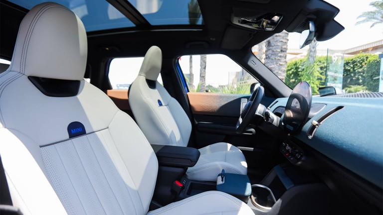 Yeni MINI Cooper S Cabrio Yalıkavak Sergileme | MINI Türkiye