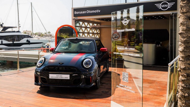 Yeni MINI John Cooper Works Cabrio Yalıkavak Sergileme | MINI Türkiye