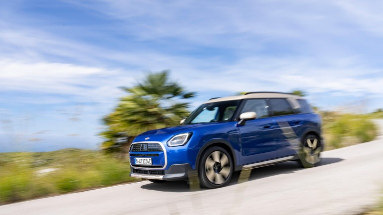 2025 MINI Countryman, IIHS En İyi Güvenlik Seçimi Ödülünü Kazandı | MINI Türkiye