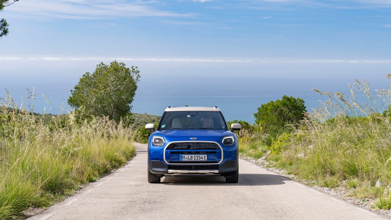 2025 MINI Countryman, IIHS En İyi Güvenlik Seçimi Ödülünü Kazandı | MINI Türkiye