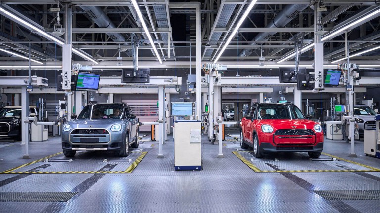 BMW Grubu'nun Leipzig Fabrikası'nda Tamamen Elektirkli MINI Countryman Üretimine Başlandı | MINI Türkiye