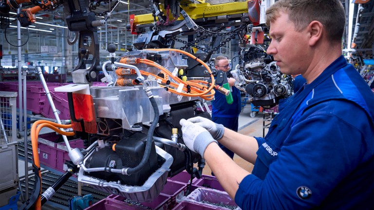 BMW Grubu'nun Leipzig Fabrikası'nda Tamamen Elektirkli MINI Countryman Üretimine Başlandı | MINI Türkiye