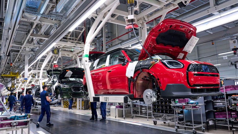 BMW Grubu'nun Leipzig Fabrikası'nda Tamamen Elektirkli MINI Countryman Üretimine Başlandı | MINI Türkiye