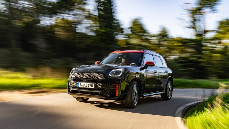 MINI John Cooper Works Countryman | MINI Türkiye