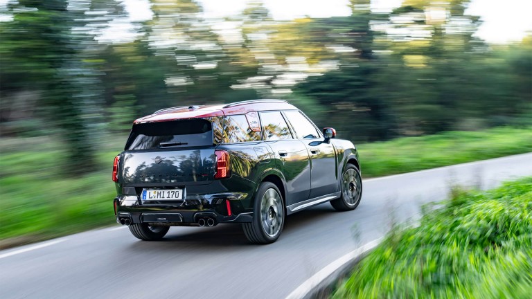 MINI John Cooper Works Countryman | MINI Türkiye