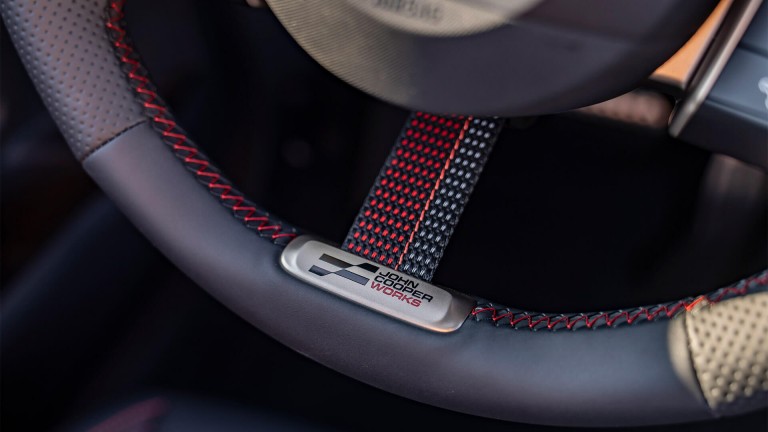 MINI John Cooper Works Countryman | MINI Türkiye