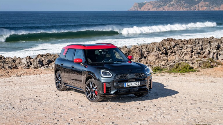 MINI John Cooper Works Countryman | MINI Türkiye