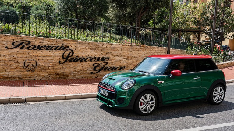 Monako’da MINI John Cooper Works ile bir efsanenin izinde | MINI Türkiye