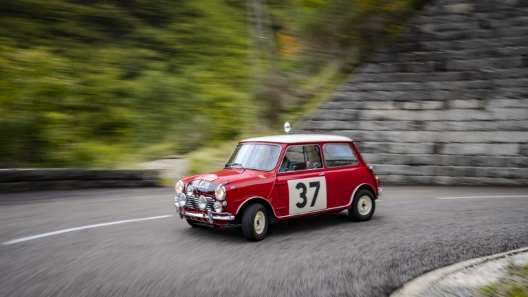 Mutlu Yıllar MINI: 66 Yıl Süren İkonik Stil, Sürüş Keyfi ve Yarışçı Ruh