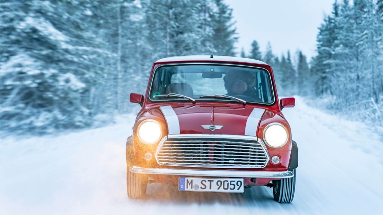 Rauno Aaltonen, Klasik Mini ve renkli bir Noel Hediyesi | MINI Türkiye