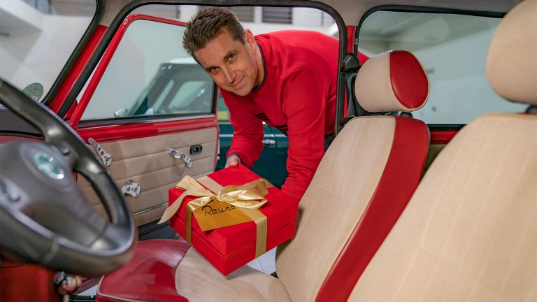 Rauno Aaltonen, Klasik Mini ve renkli bir Noel Hediyesi | MINI Türkiye