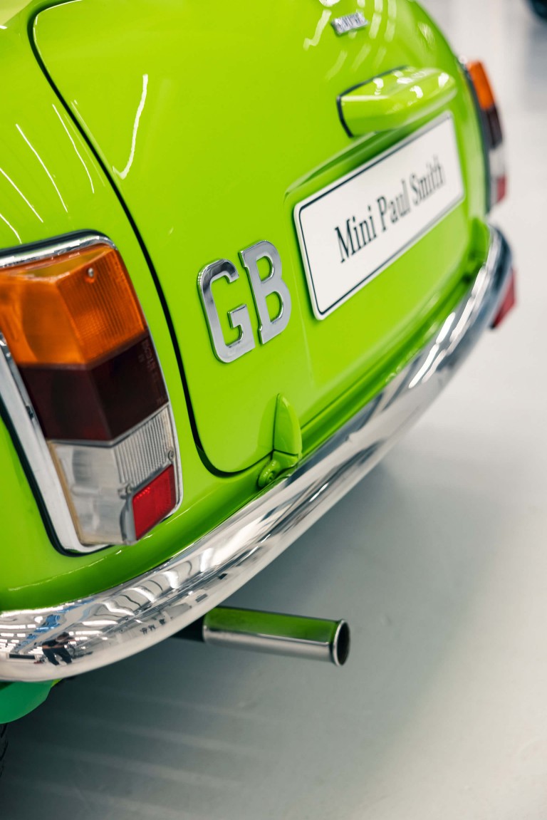 Tek yıldız, bol çizgi. Karşınızda Mini Paul Smith