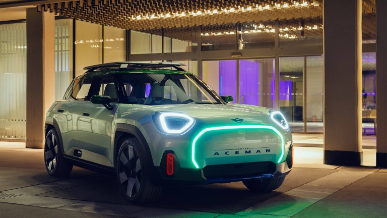 Yeni MINI Concept Aceman: Şehirden Elektrik Alan Otomobil | MINI Türkiye