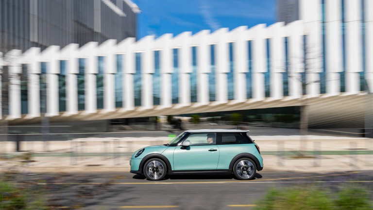 Yeni MINI Cooper 3 Kapı | MINI Türkiye