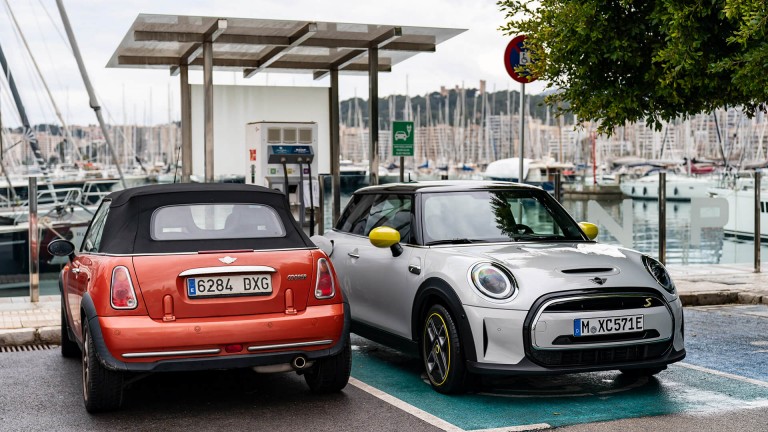 Yeni MINI modellerinin %15’inden fazlası çoktan elektrikli kullanıma geçmiş durumda | MINI Türkiye
