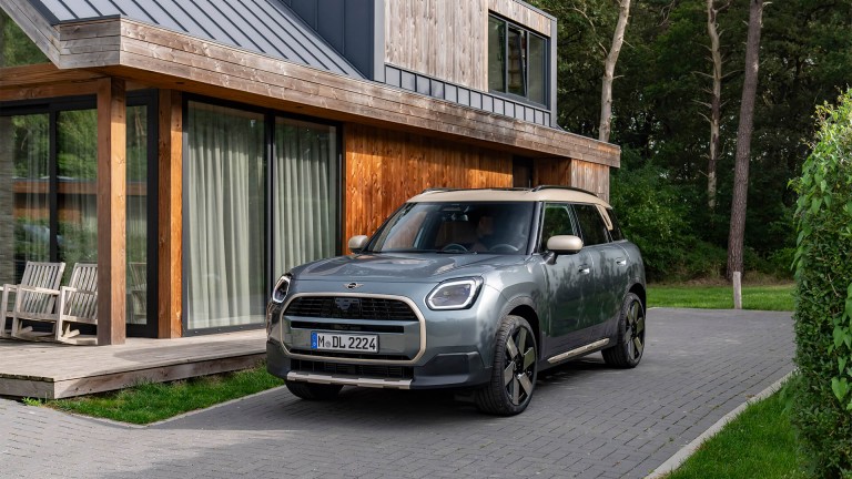 Yenilenen Tasarım ve İleri Teknoloji: Yeni MINI Countryman'in Göz Alıcı Özellikleri | MINI Türkiye