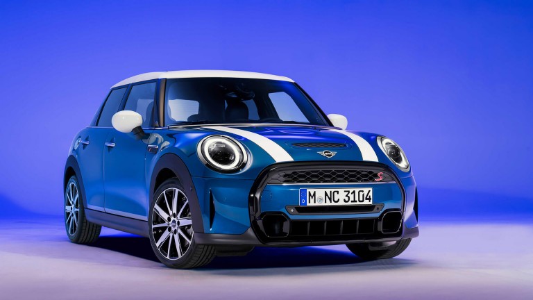 Yenilenen Tasarım ve Teknolojileriyle MINI 3 Kapı, MINI 5 Kapı ve MINI Cabrio Gün Yüzüne Çıktı | MINI Türkiye