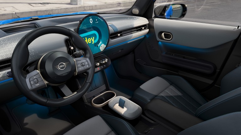 MINI Cooper 5 Kapı - iç tasarım - tanıtım videosu